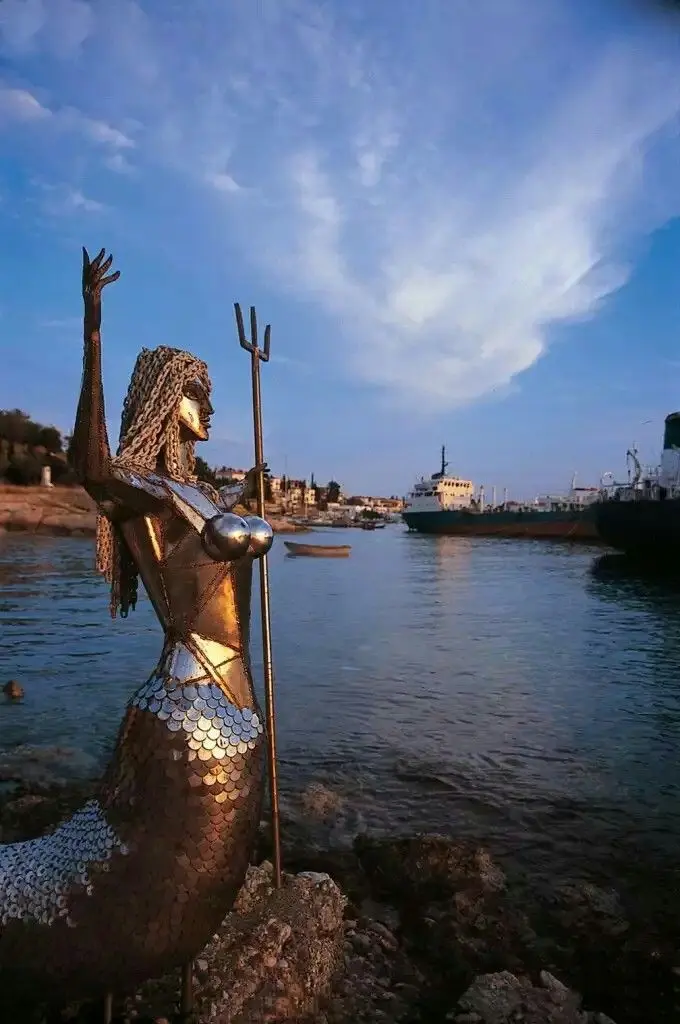 Natalia Mela Sculptures